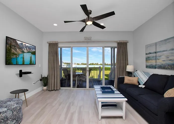 Majestic Marina Villa- 2 Bedroom Village At Hawks Cay